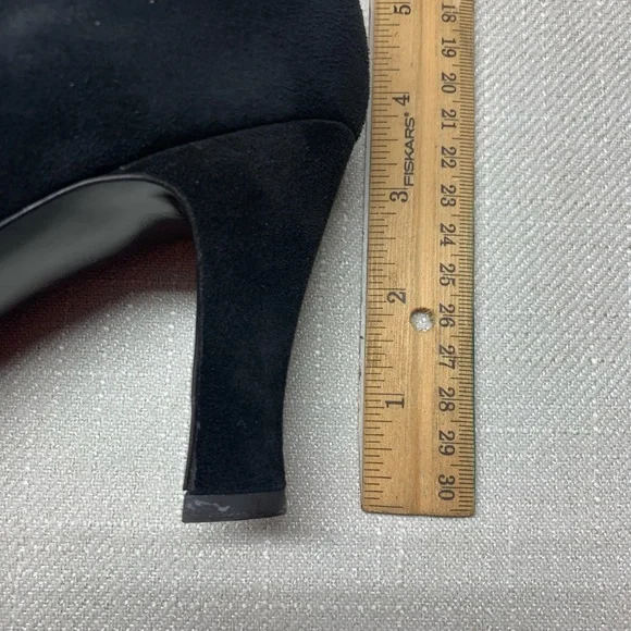 Bruno Magli Black Floral Suede Leather Heels – Size 8.5 AA - Picture 10 of 10